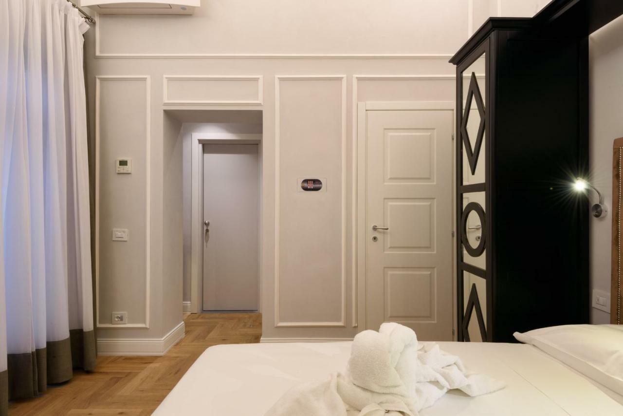 Vivaldi Luxury Suites Florencia Exterior foto