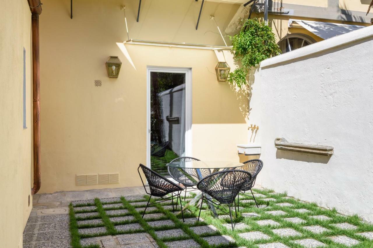 Vivaldi Luxury Suites Florencia Exterior foto