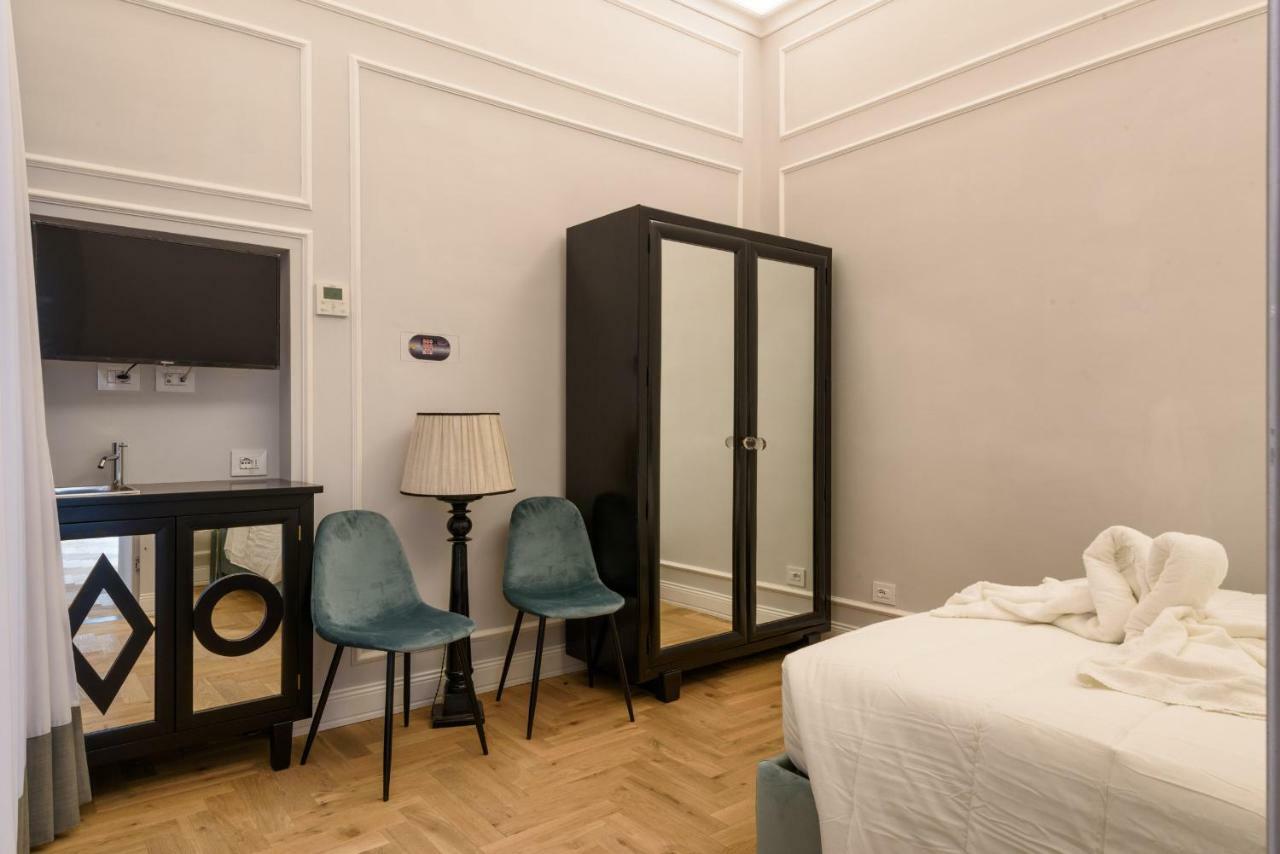 Vivaldi Luxury Suites Florencia Exterior foto